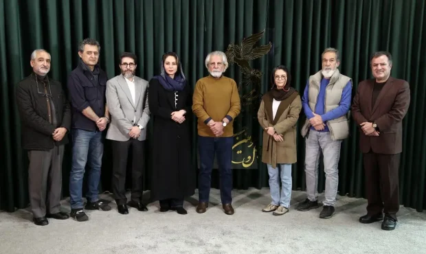 معرفی اعضای هیئت انتخاب چهلوسومین جشنواره فیلم فجر معرفی اعضای هیئت انتخاب چهلوسومین جشنواره فیلم فجر