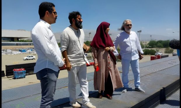 معاون امور هنری وزیر فرهنگ و ارشاد اسلامی در محل برگزاری فصل تازه کنسرت های علیرضا قربانی