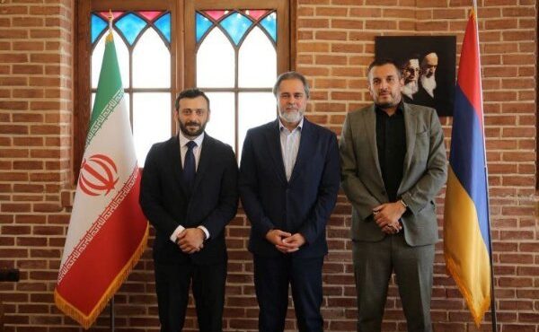 تأکید رئیس بنیاد ملی فیلم ارمنستان بر پیوندهای فرهنگی و تاریخی با ایران تأکید رئیس بنیاد ملی فیلم ارمنستان بر پیوندهای فرهنگی و تاریخی با ایران