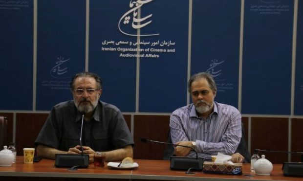 آیین بزرگداشت علی دهکردی با حضور رئیس سازمان سینمایی آیین بزرگداشت علی دهکردی با حضور رئیس سازمان سینمایی