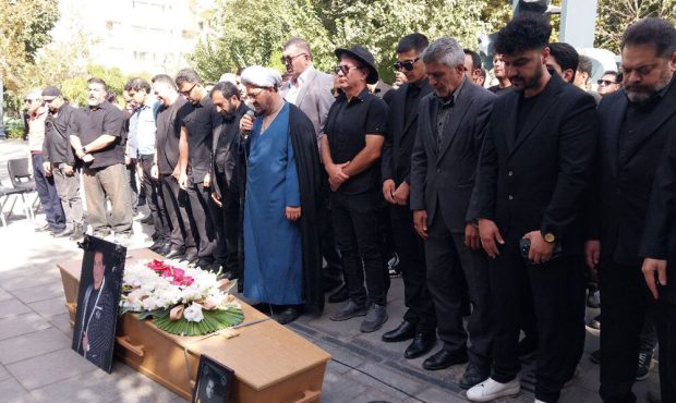 بدرقه امید جهان؛ وداع با هنرمندی وطندوست بدرقه امید جهان؛ وداع با هنرمندی وطندوست