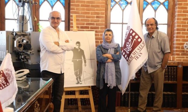 معرفی داوران نهمین دوره مسابقه عکس سینمای ایران معرفی داوران نهمین دوره مسابقه عکس سینمای ایران