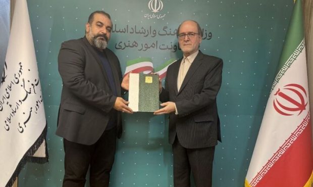 دبیر چهلوچهارمین جشنواره تئاتر فجر معرفی شد؛ آغاز فصل تازهای در تئاتر ایران دبیر چهلوچهارمین جشنواره تئاتر فجر معرفی شد؛ آغاز فصل تازهای در تئاتر ایران