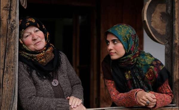 مرور سه‌گانه مطرح روح‌الله حجازی در شبکه نمایش