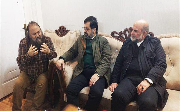 عیادت مدیرعامل صندوق اعتباری هنر و استاندار قم از کوروش زارعی