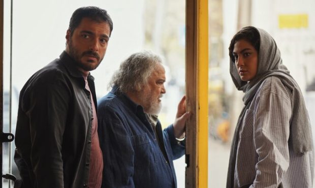 انتشار اولین تصاویر «کافه سلطان» به کارگردانی مصطفی رزاق کریمی انتشار اولین تصاویر «کافه سلطان» به کارگردانی مصطفی رزاق کریمی