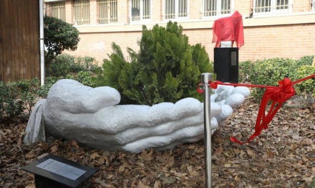 رونمایی از ۲ تندیس هنری در محوطه بنیاد رودکی