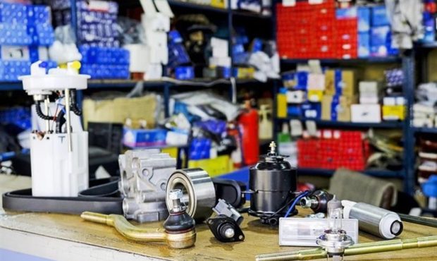 رئیس اتحادیه فروشندگان لوازم یدکی: کمبودی در تأمین قطعات لوازم یدکی خودرو نداریم