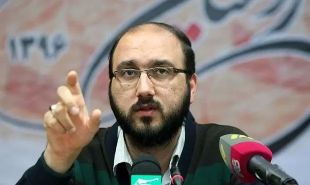 نجات مدیر شبکه ۳ از میان شعلهها؛ جزئیات جدید حادثه علی فروغی نجات مدیر شبکه ۳ از میان شعلهها؛ جزئیات جدید حادثه علی فروغی